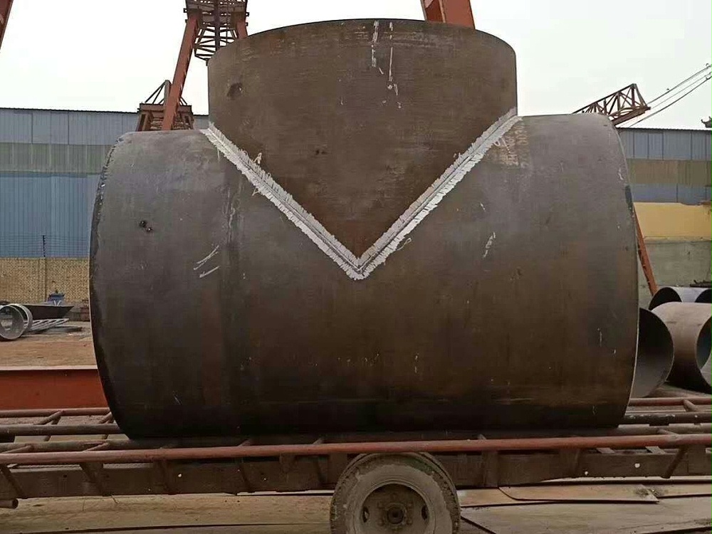 大口徑(jìng)焊接三通2032*12，鋼(gāng)闆制焊接三通