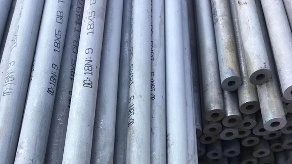 鋼宇管道教您選購不鏽鋼管